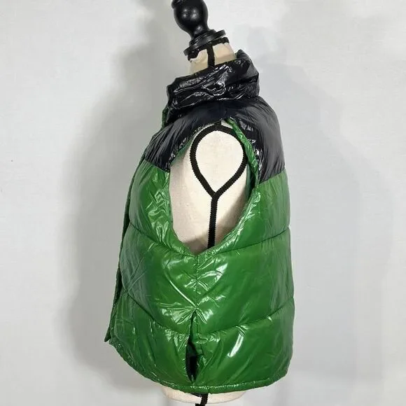 Bernie Bernardo Color Block Puffer Vest Green Black Women's Size Medium NWT - Picture 3 of 13